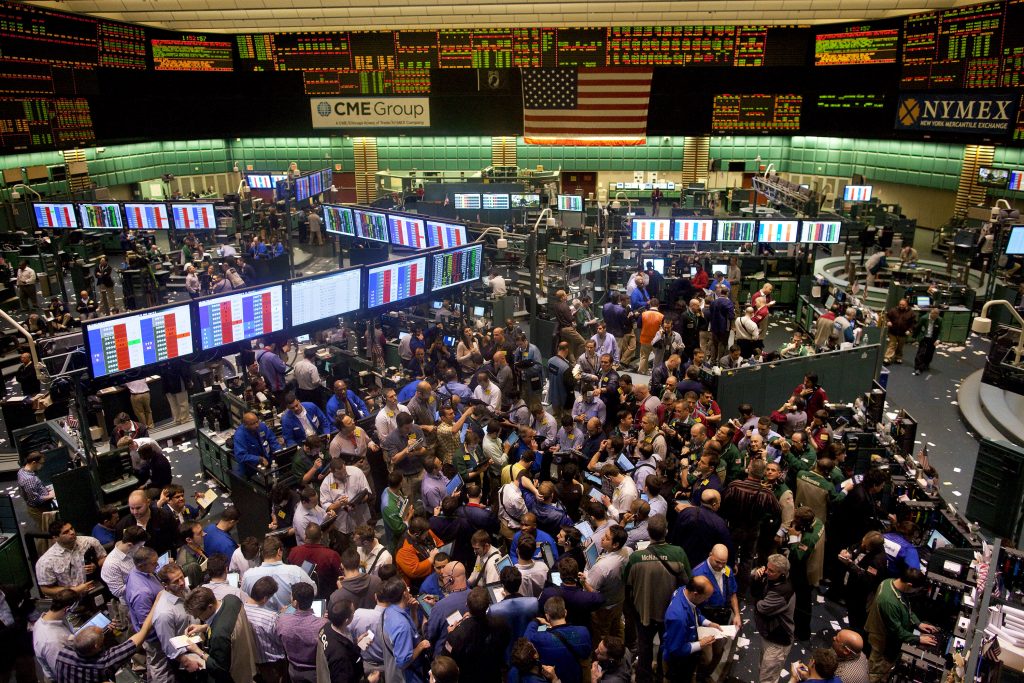 Investing in the Canadian Market with the AI technology: Trading-Floor.ai