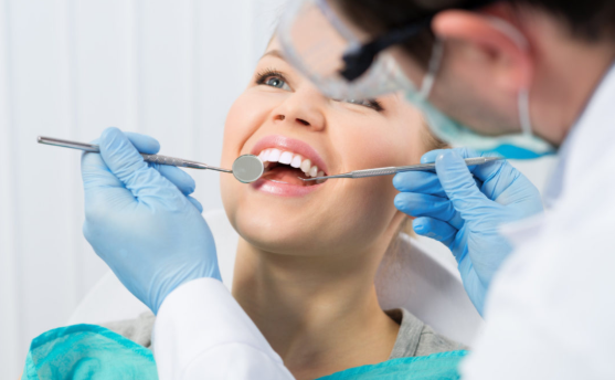 Modern Solutions for Maintaining a Healthy and Confident Smile