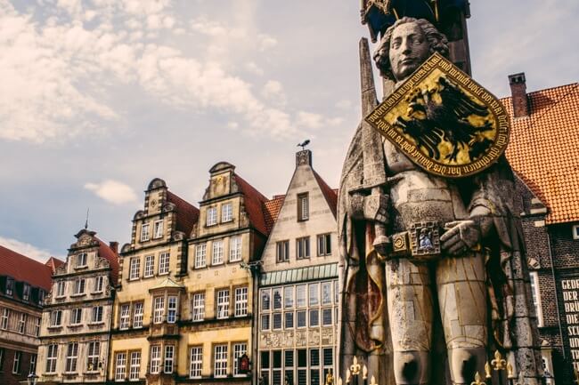 Beste in Bremen’s Art Hub Meets Stuttgart’s Futuristic Landmarks